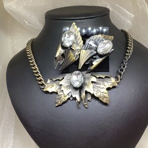 Necklace & Earrings Vintage Clip Ons Metal Floral